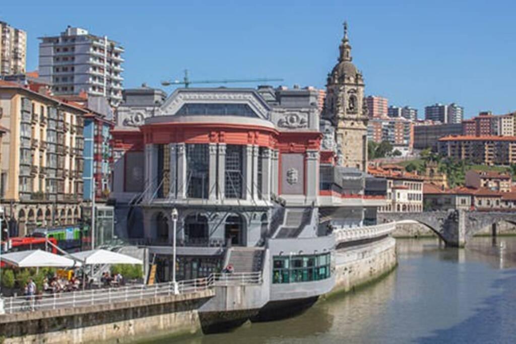 Lujoso Piso En Casco Viejo. Bilbao. Free Wifi. Apartment Bagian luar foto